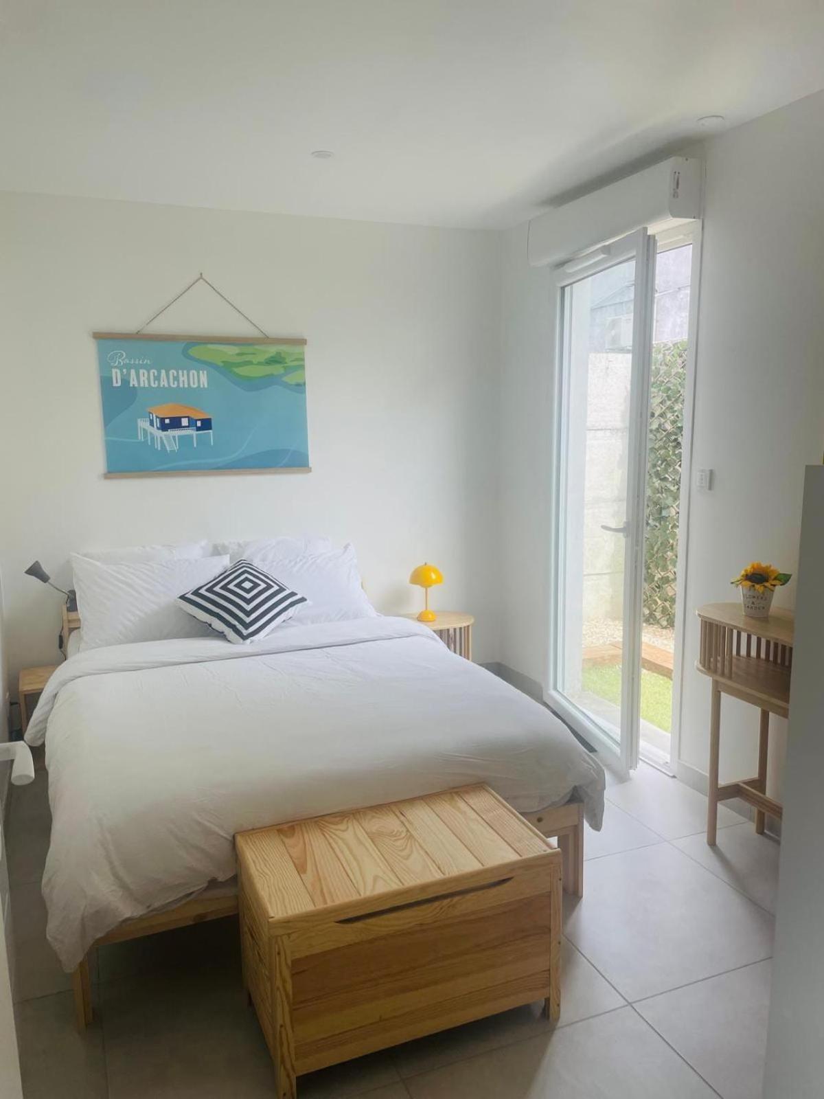 Cabane De Penelope Avec Spa Prive Centre-Ville Et Plage Andernos-les-Bains Exterior foto